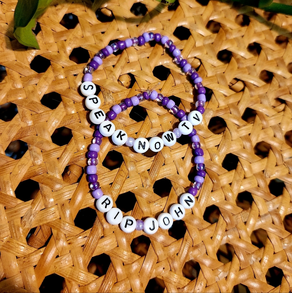 Speak now (taylors version) bracelet set 💜✨️